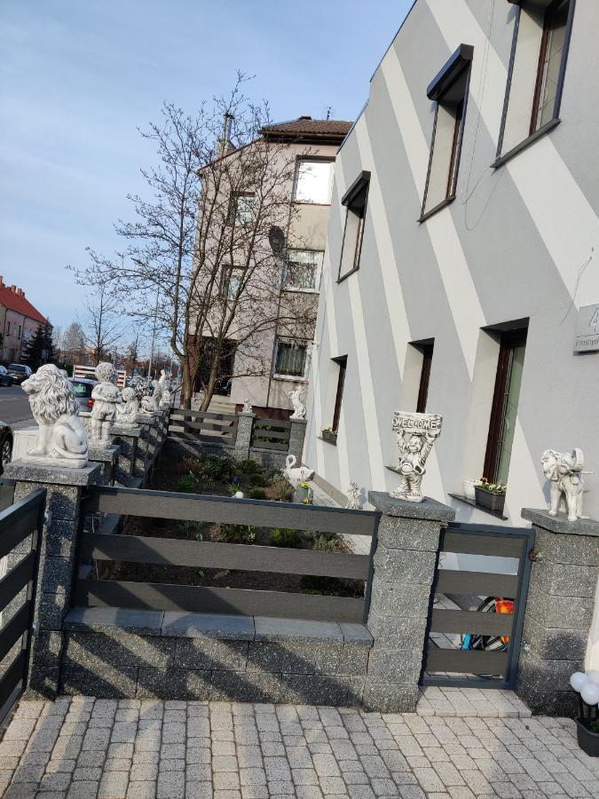 Deizy Apartamenty Вонгровец Экстерьер фото